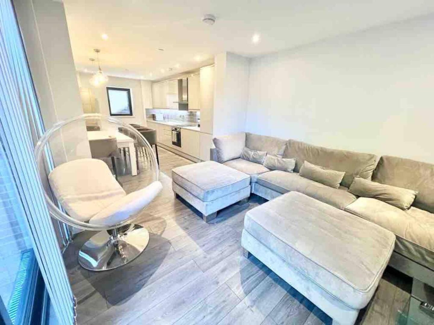 ستانمور D & D Luxury Apartments المظهر الخارجي الصورة