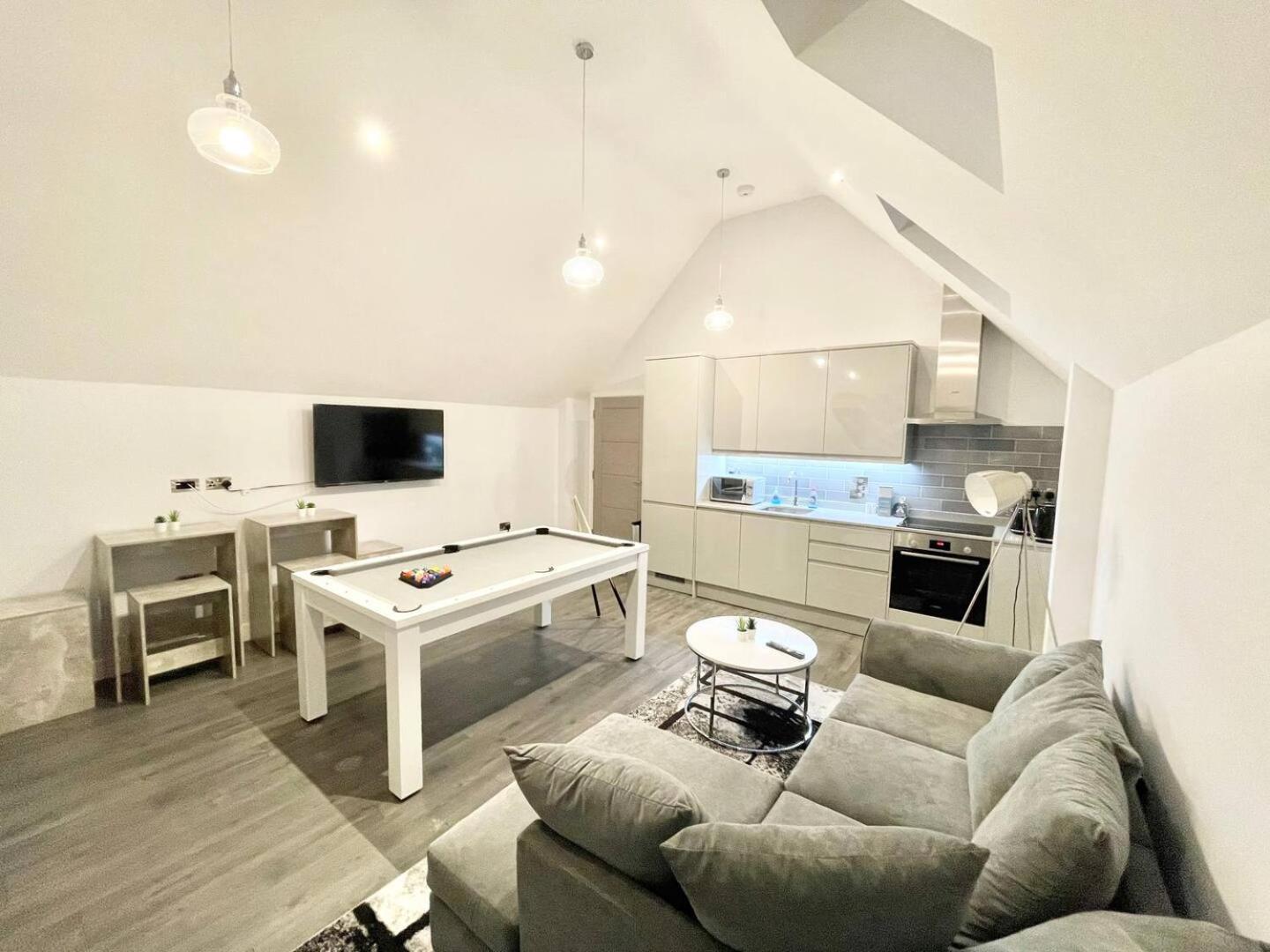 ستانمور D & D Luxury Apartments المظهر الخارجي الصورة