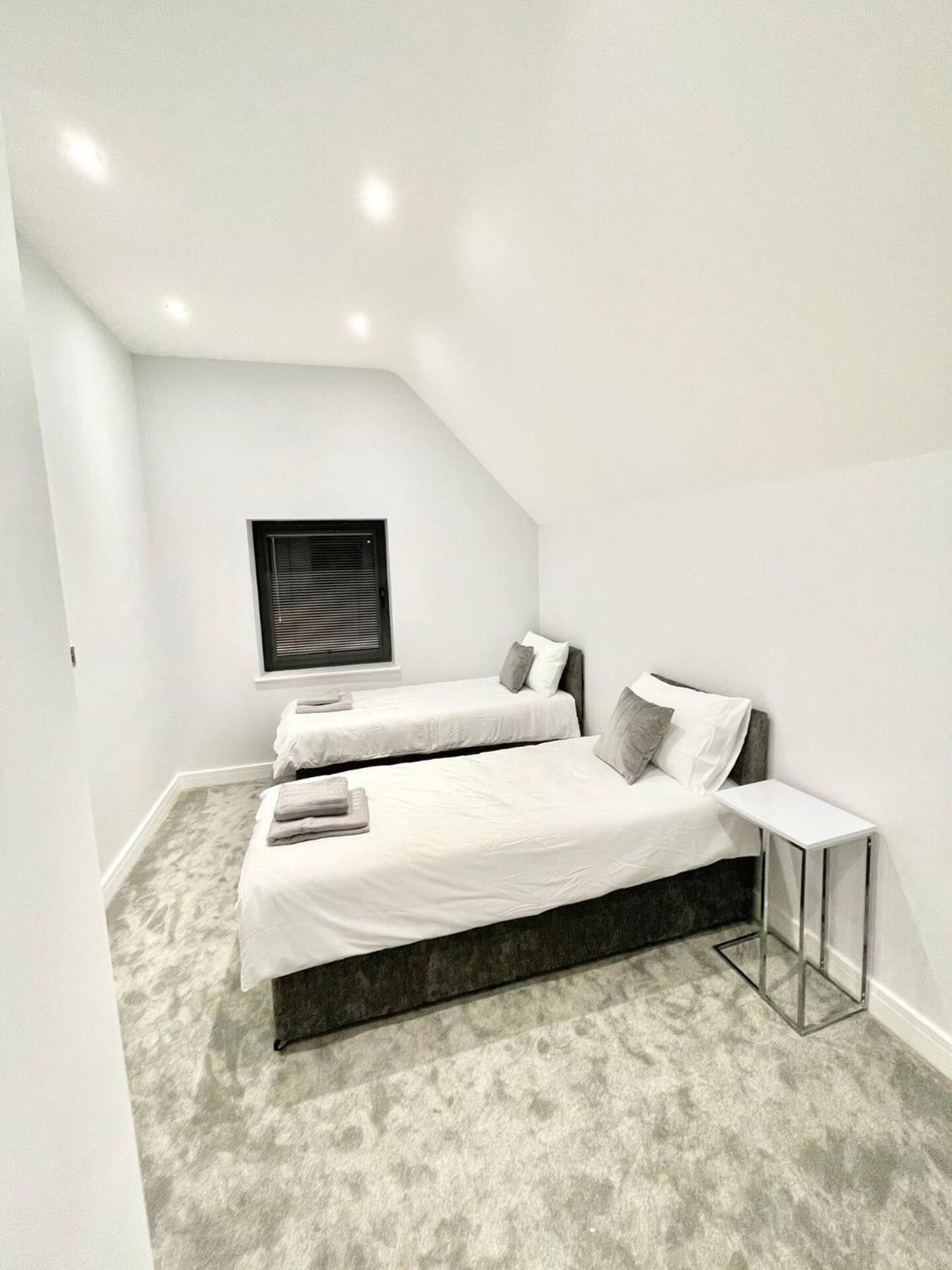 ستانمور D & D Luxury Apartments المظهر الخارجي الصورة