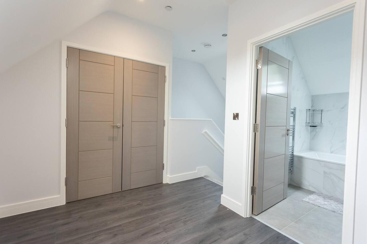 ستانمور D & D Luxury Apartments المظهر الخارجي الصورة