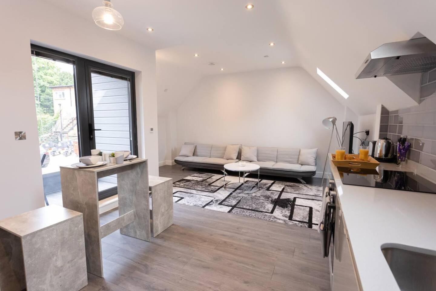 ستانمور D & D Luxury Apartments المظهر الخارجي الصورة